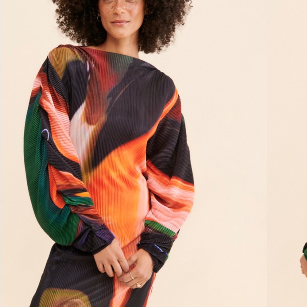 Zena Mini Dress
Rendoll Vibrant Multicolor Long Sleeve Dress